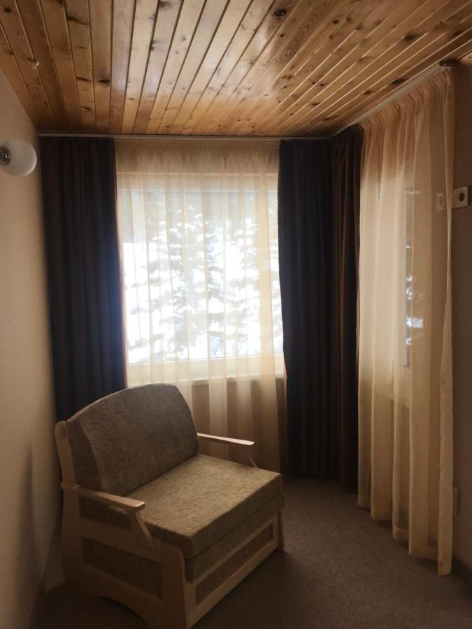 Комплекс Лебанов Hotell Yundola Exteriör bild