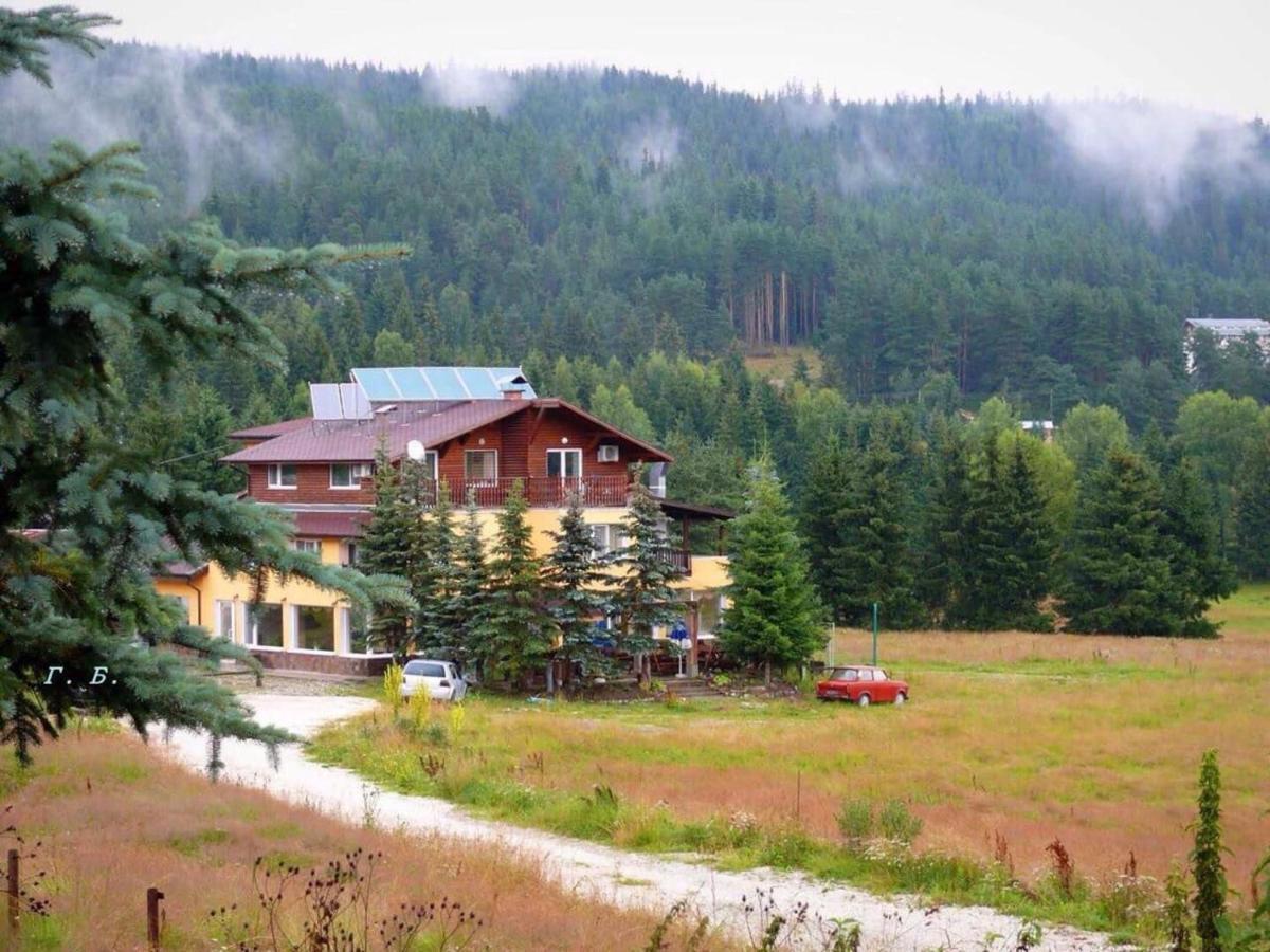 Комплекс Лебанов Hotell Yundola Exteriör bild