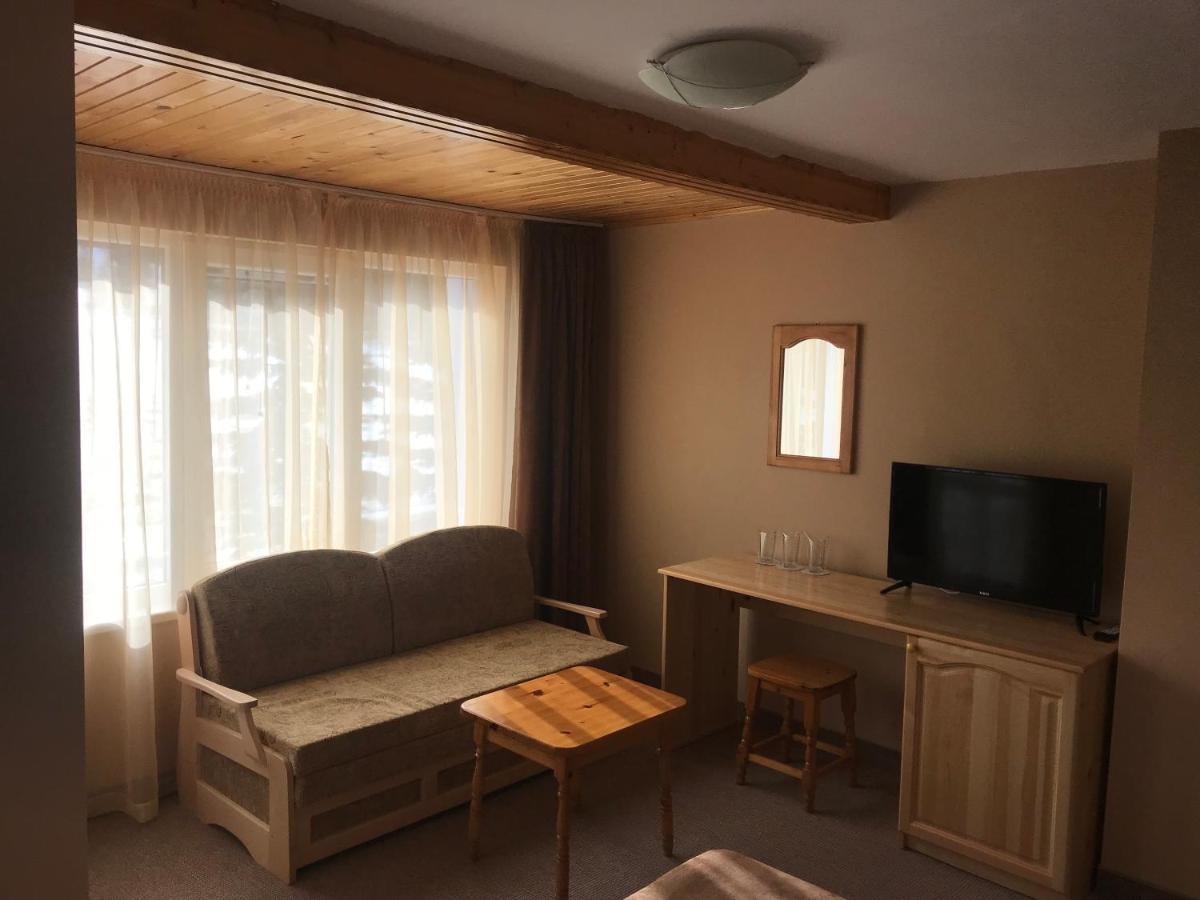 Комплекс Лебанов Hotell Yundola Exteriör bild