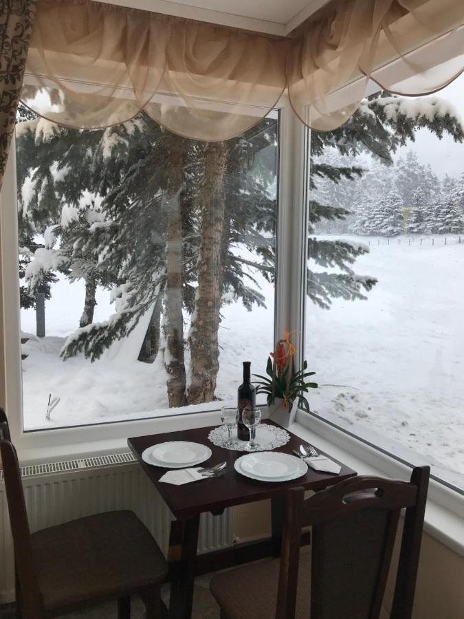 Комплекс Лебанов Hotell Yundola Exteriör bild