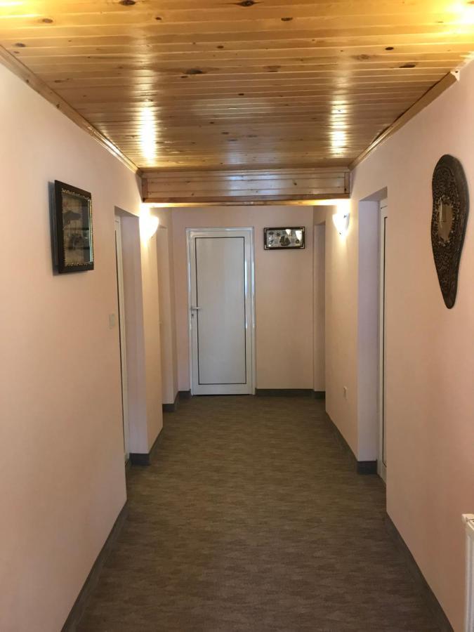 Комплекс Лебанов Hotell Yundola Exteriör bild